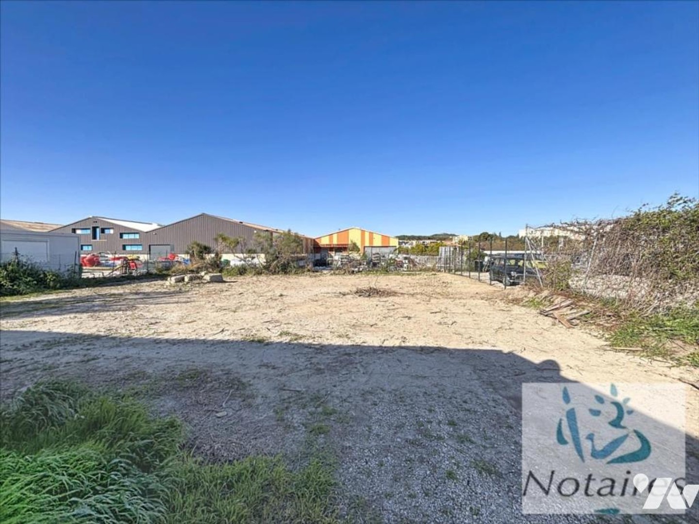 Locaux à vendre - 300m2 - Salon-De-Provence (13300)
