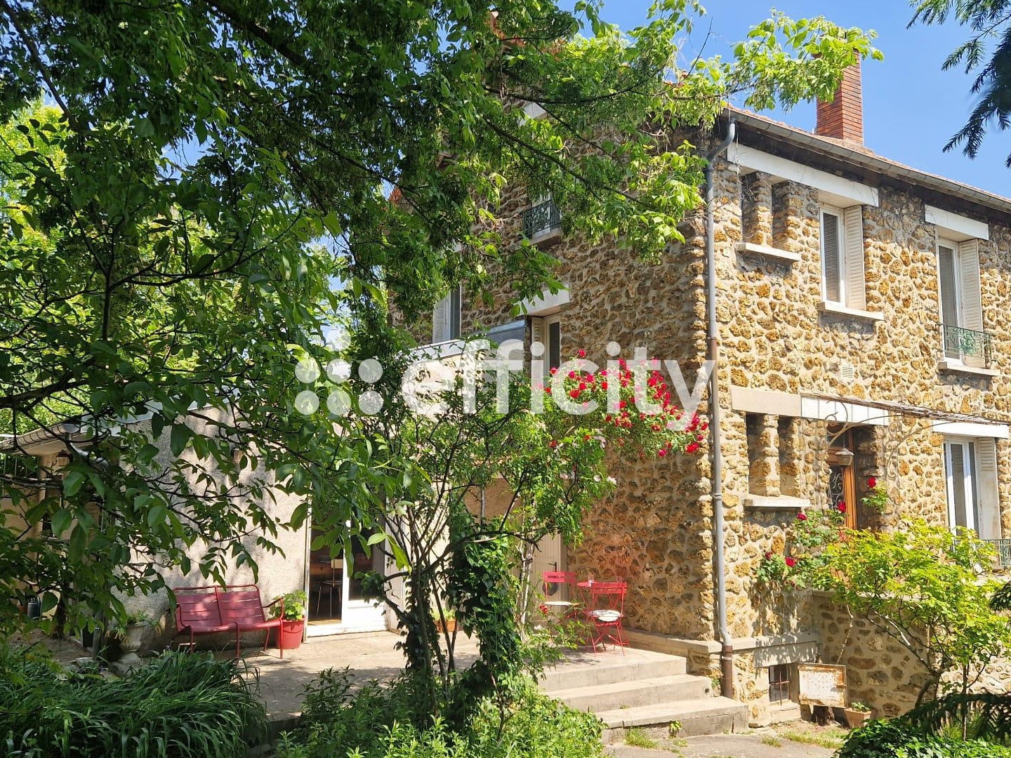 Maison 6 pièces 140 m²