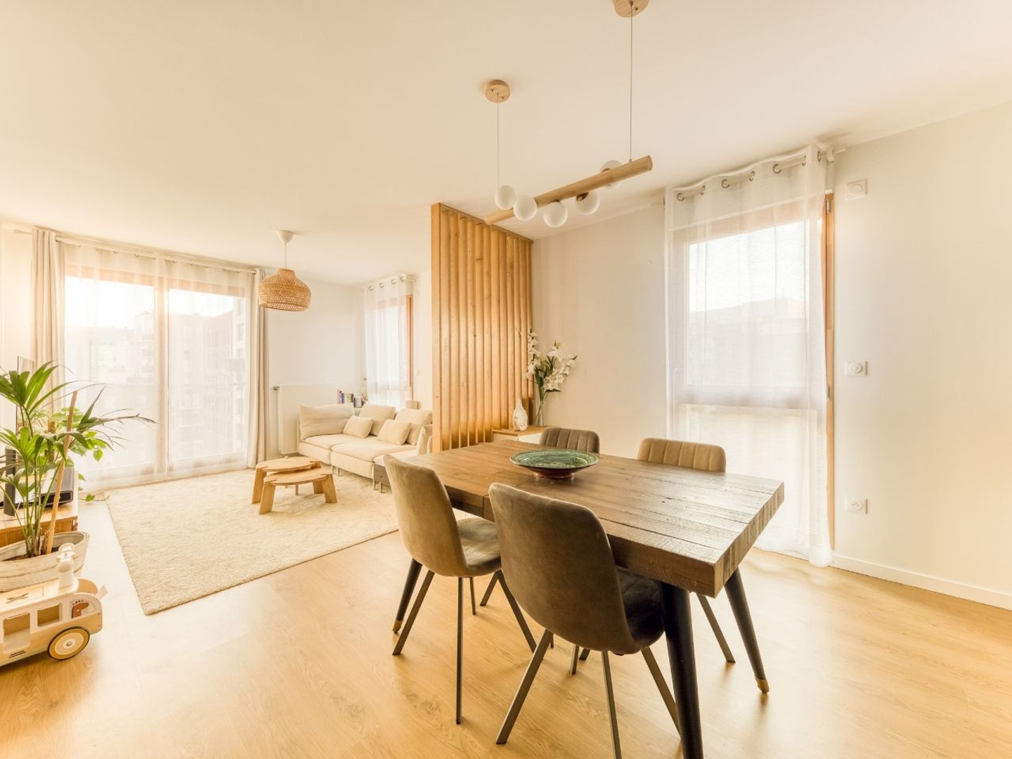 Appartement à vendre - 4 pièces - 87m2 - Asnières-Sur-Seine (92600)