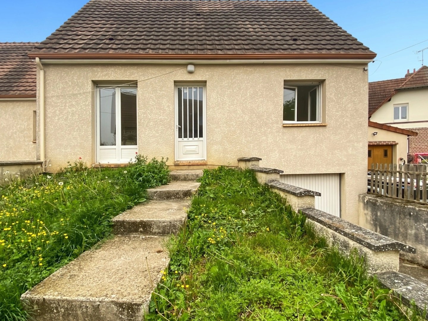 Maison à vendre - 4 pièces - 80m2 - Charmes (02800)
