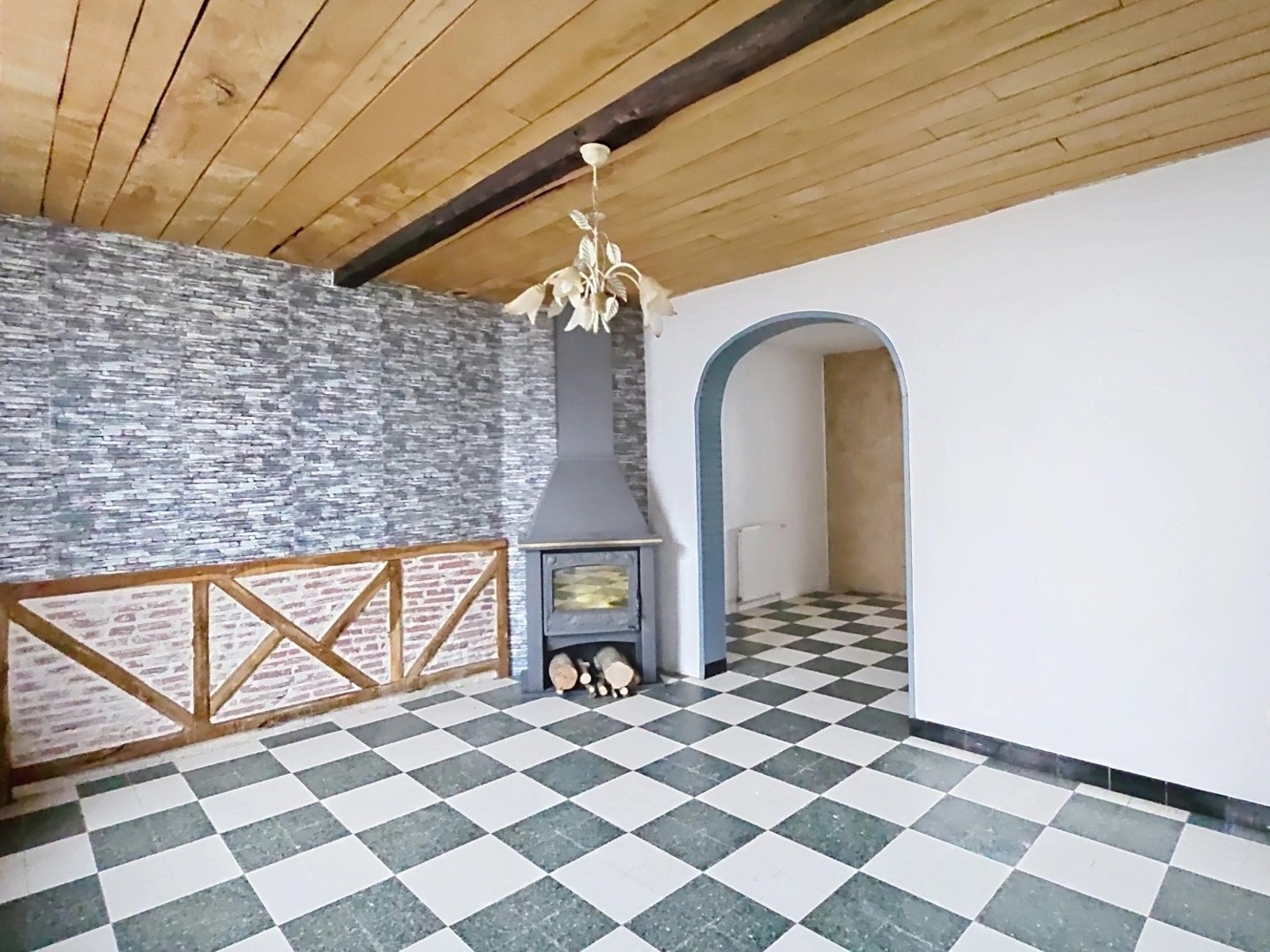 Maison à vendre - 8 pièces - 132m2 - Anizy-Le-Grand (02320)