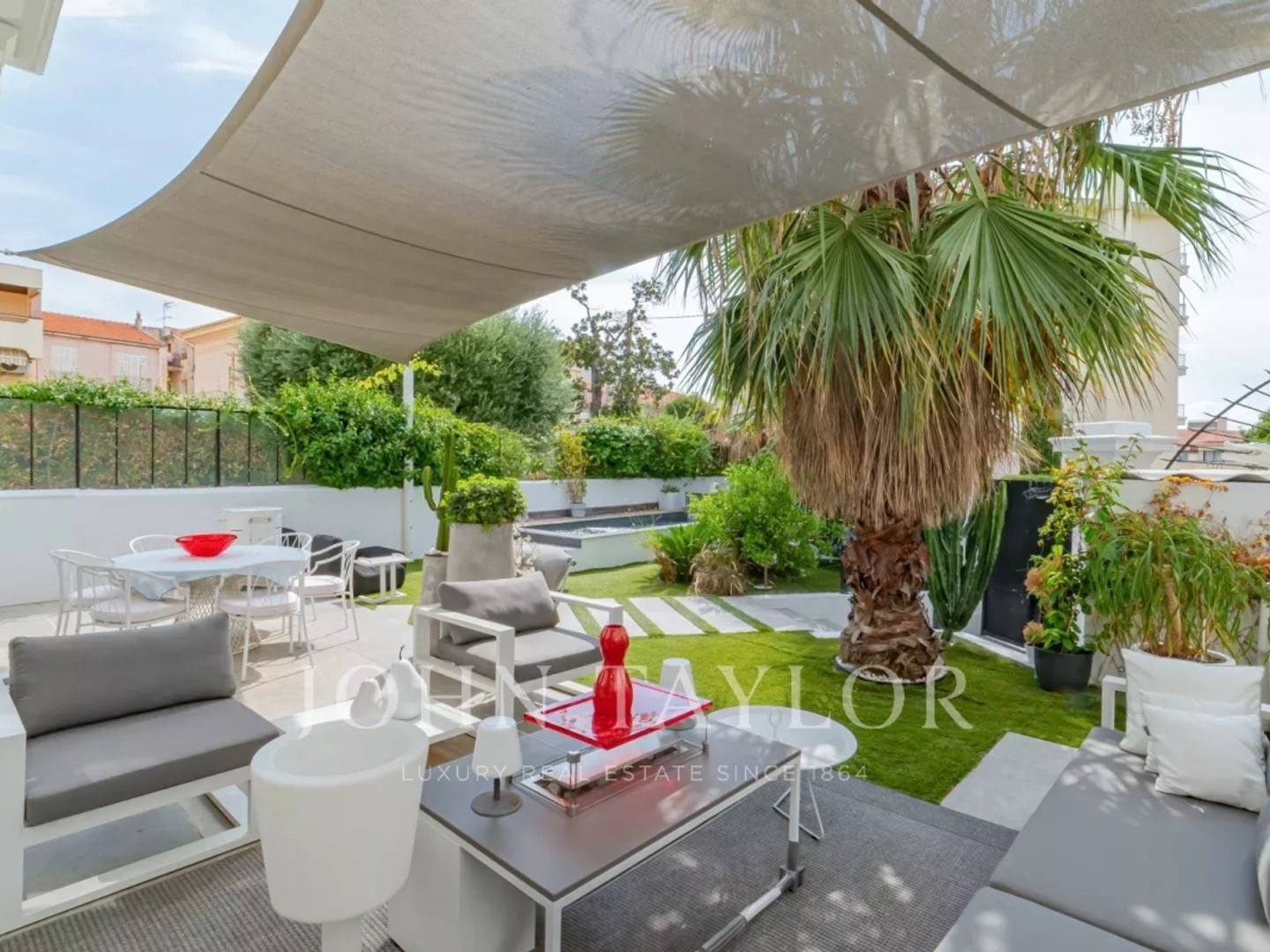 Maison à vendre - 4 pièces - 170m2 - Cannes (06400)