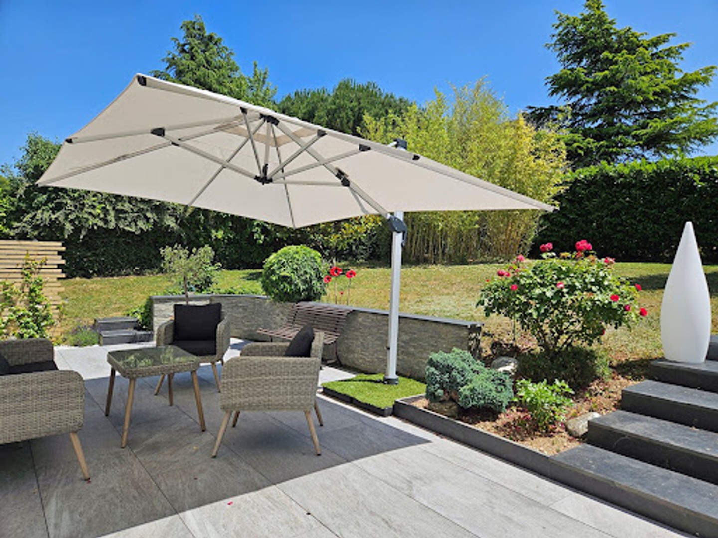 Maison à vendre - 6 pièces - 213m2 - Saint-Cyr-Sur-Loire (37540)