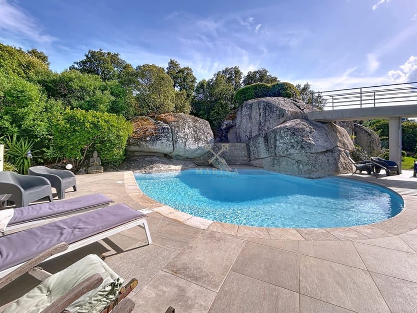 Maison à vendre - 8 pièces - 245m2 - Porto-Vecchio (20137)