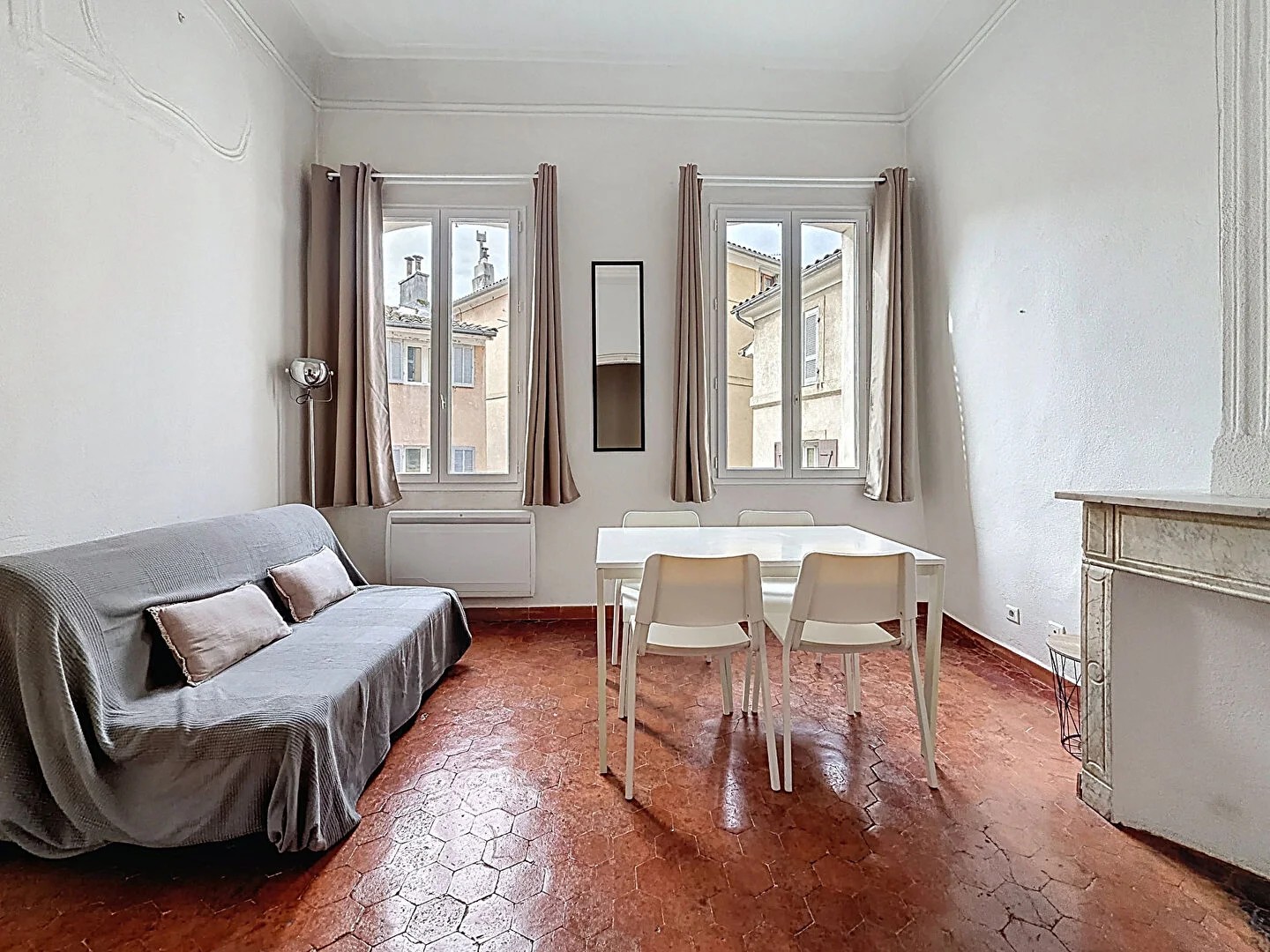 Appartement à vendre - 2 pièces - 33m2 - Aix-En-Provence (13100)