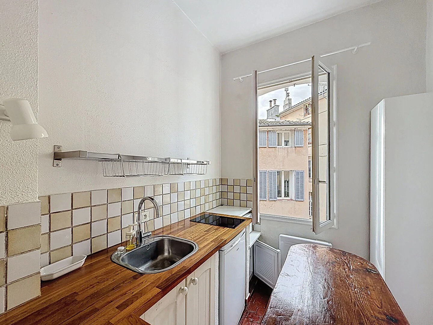 Appartement à vendre - 2 pièces - 33m2 - Aix-En-Provence (13100)