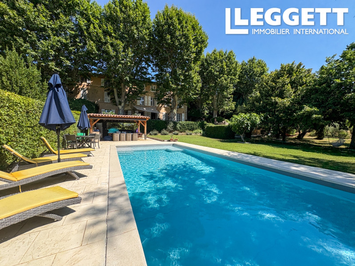 Maison à vendre - 6 pièces - 183m2 - Aix-En-Provence (13090)
