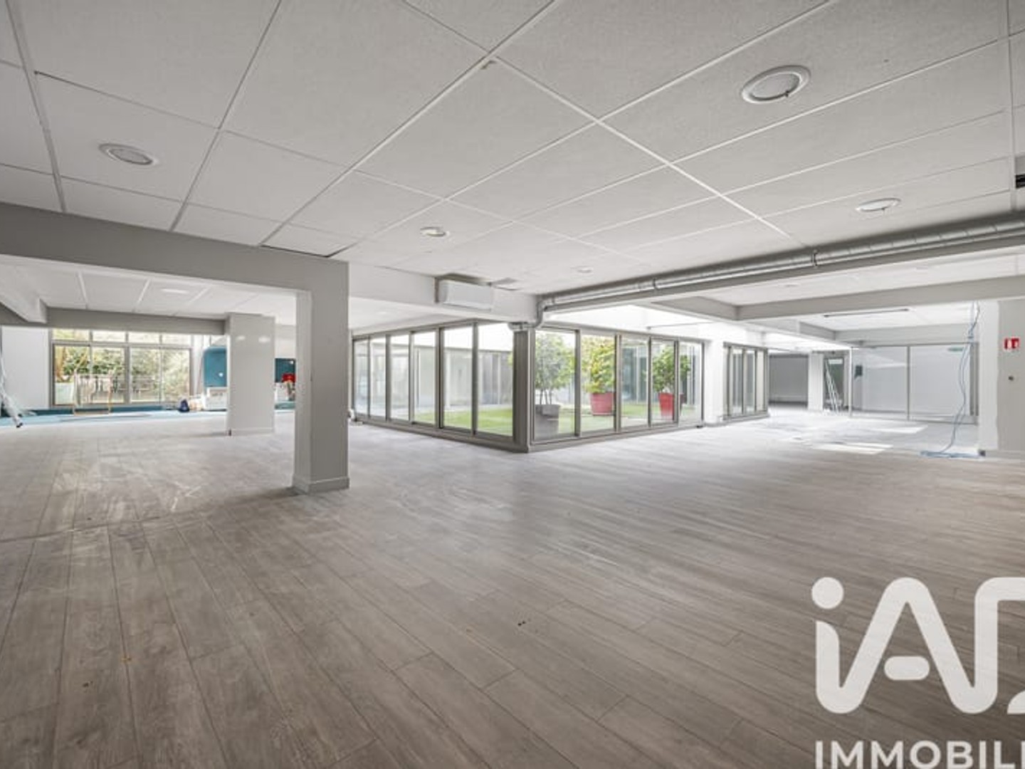 Immeuble à vendre - 8 pièces - 395m2 - Paris 9e (75009)