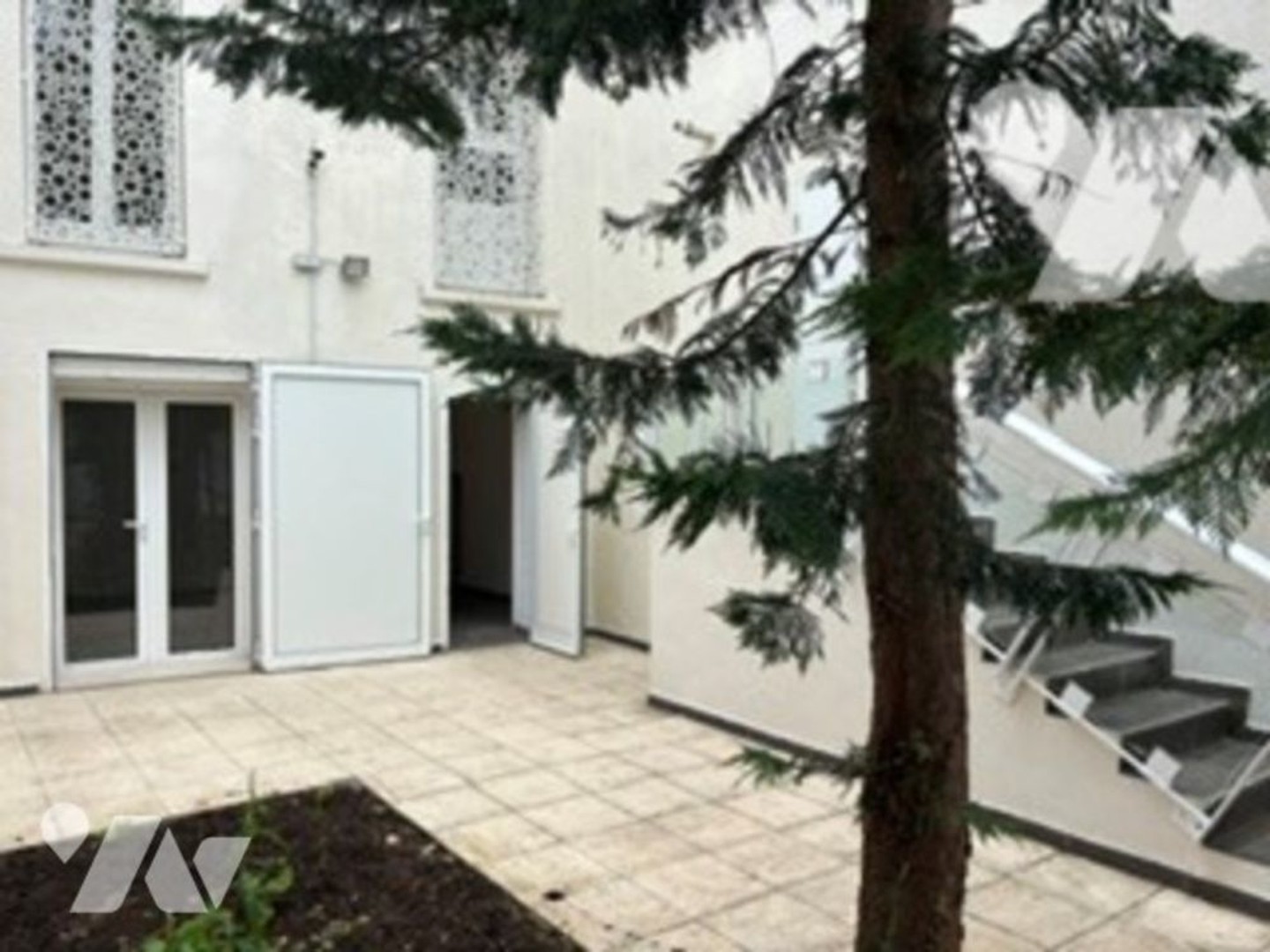 Immeuble à vendre - 7 pièces - 193m2 - Montreuil (93100)