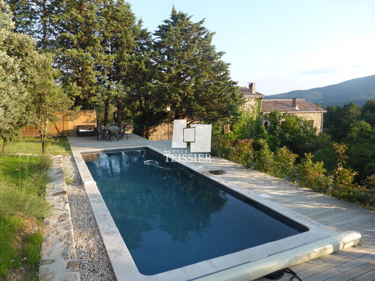 Maison à vendre - 8 pièces - 204m2 - Les Vans (07140)