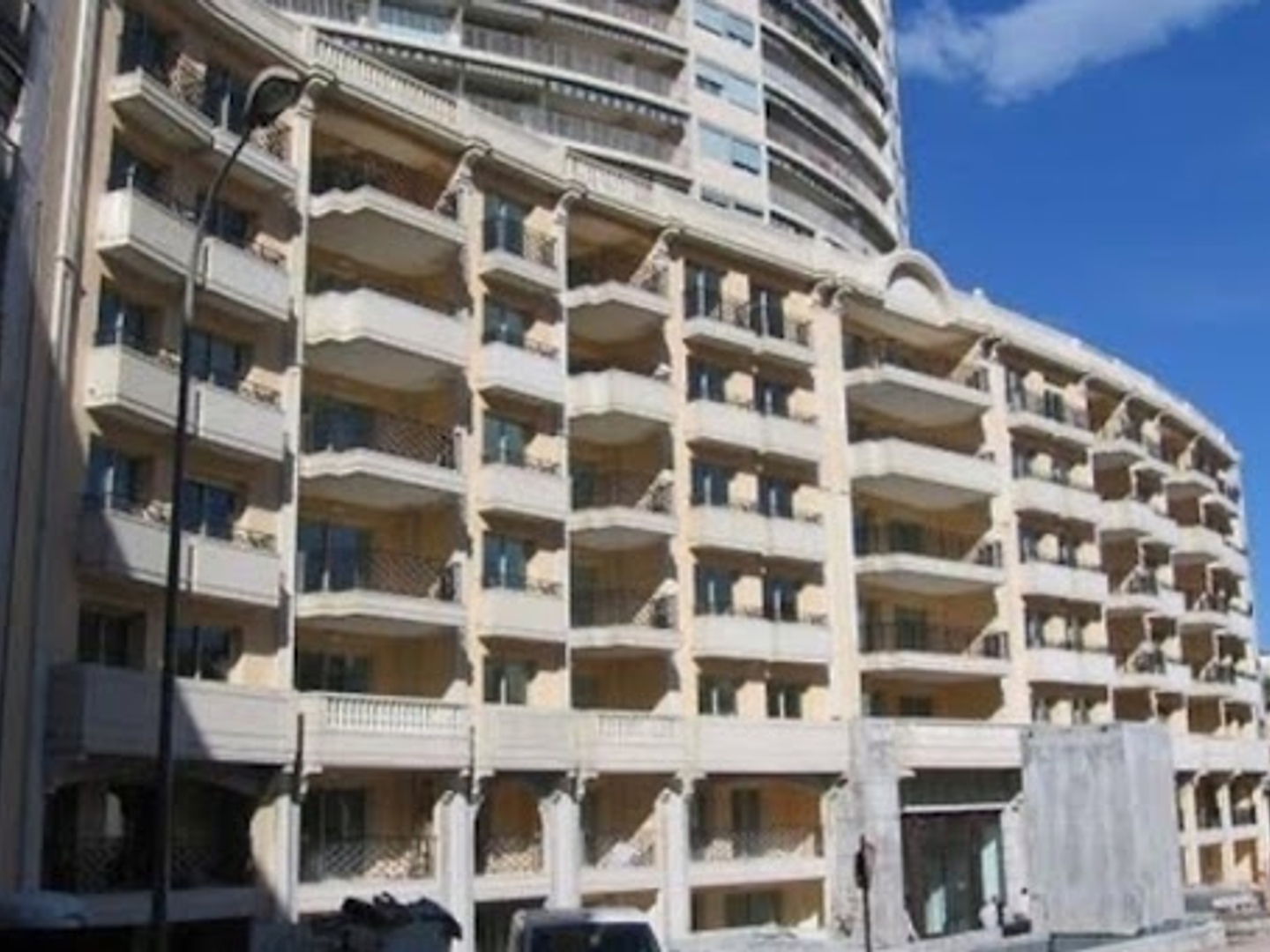Appartement 2 pièces 103 m²