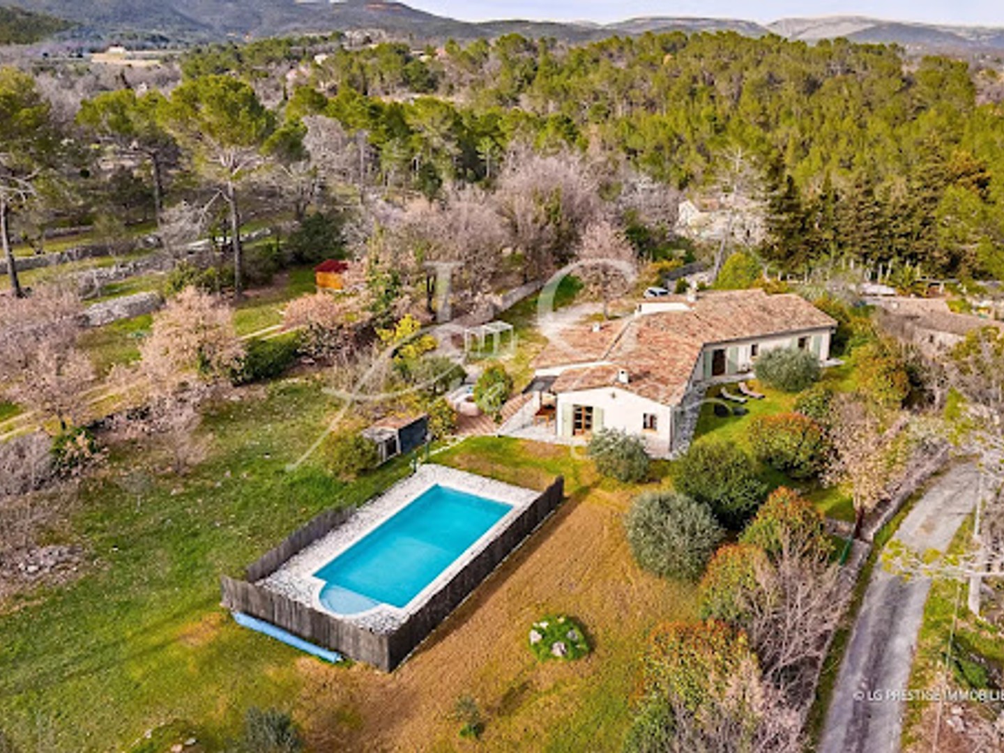 Maison à vendre - 5 pièces - 175m2 - Seillans (83440)