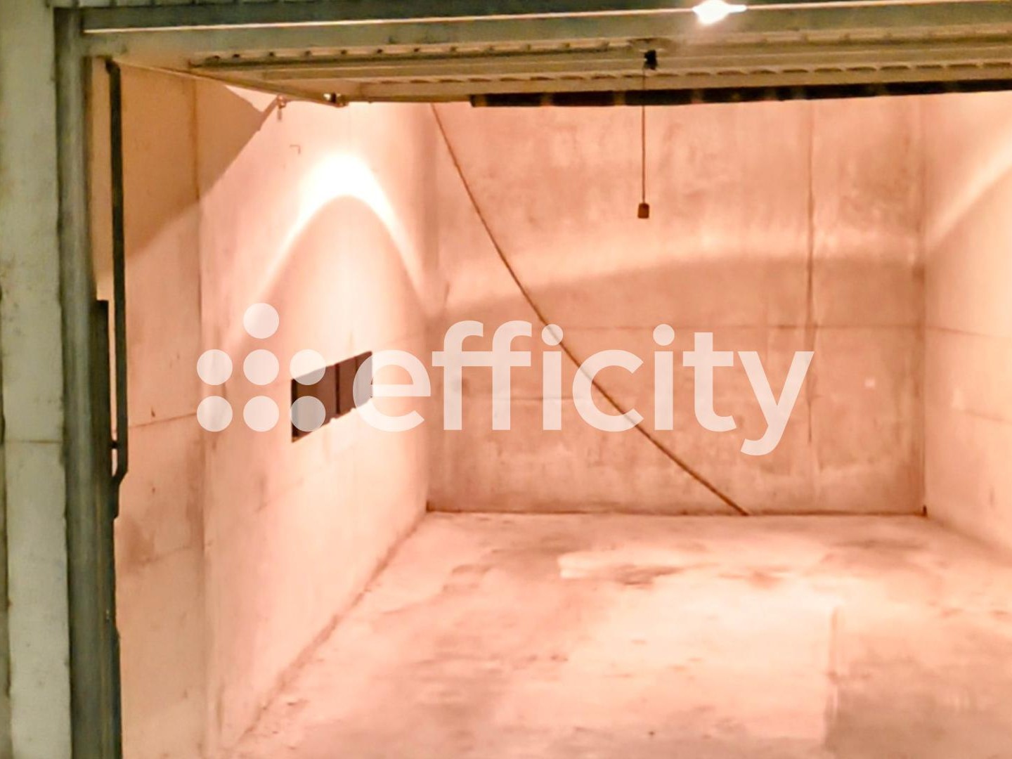 Parking / garage / box à vendre - 18m2 - La Grande-Motte (34280)
