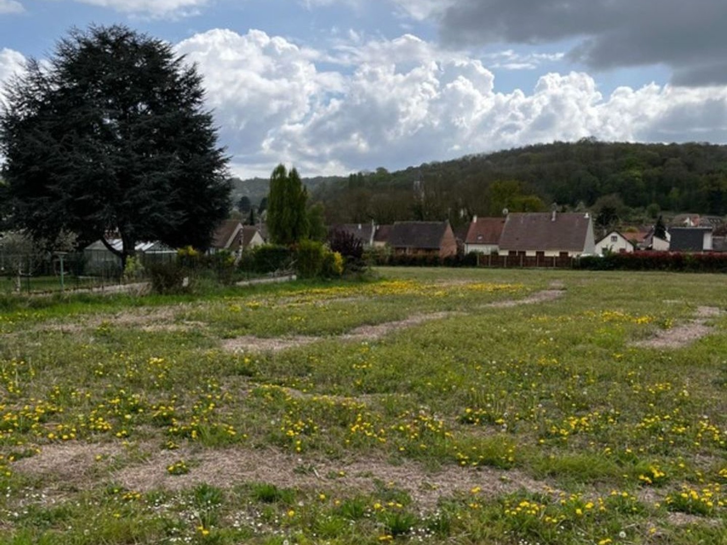 Terrain à vendre - 1130m2 - Nointel (60840)