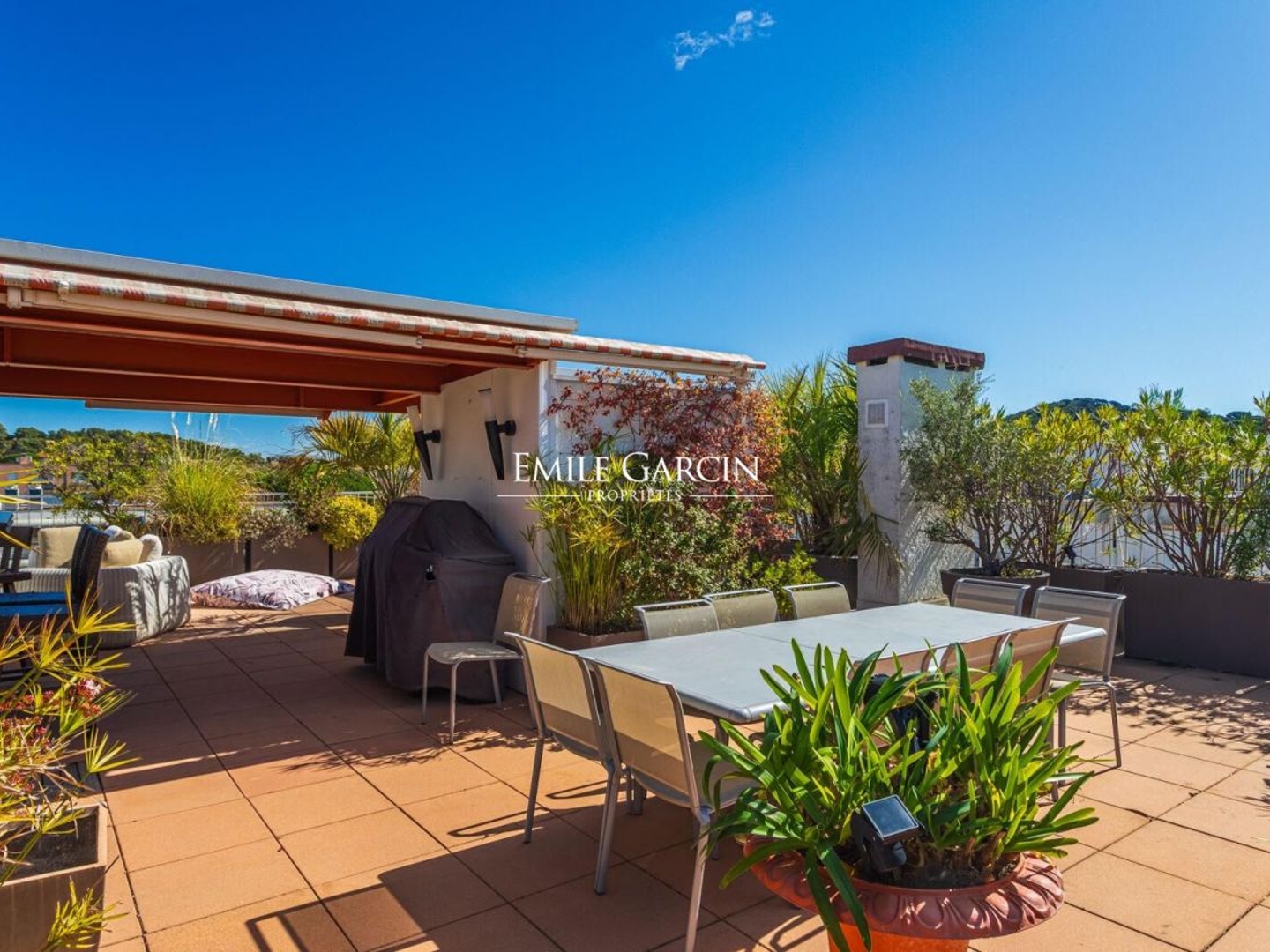 Appartement à vendre - 6 pièces - 122m2 - Saint-Tropez (83990)
