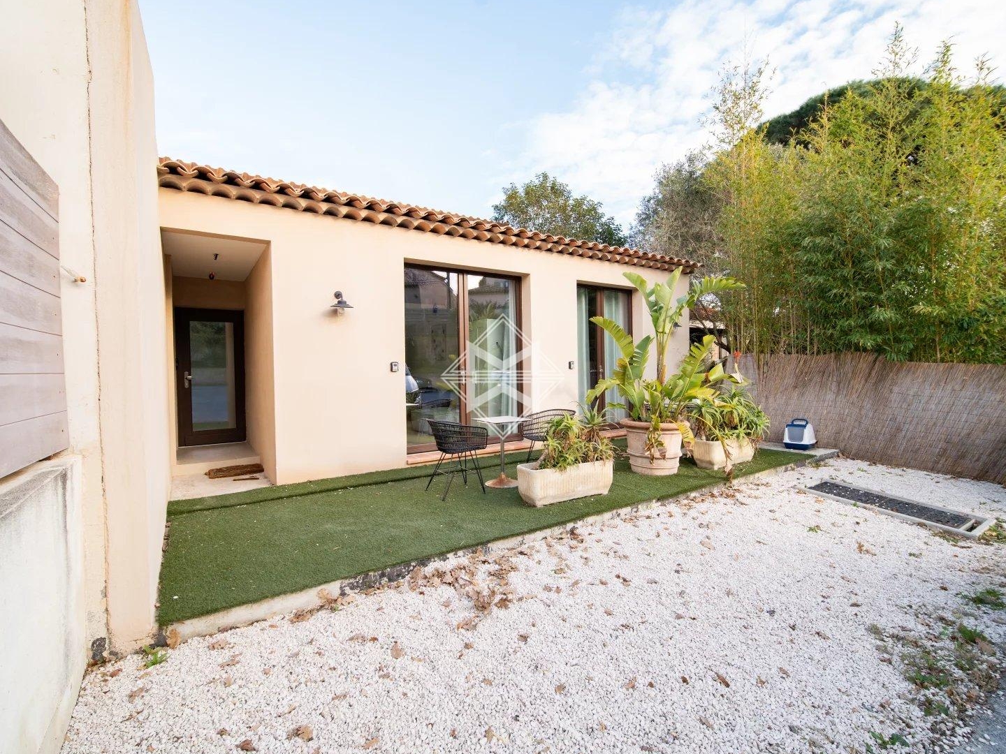 Immeuble 582 m²