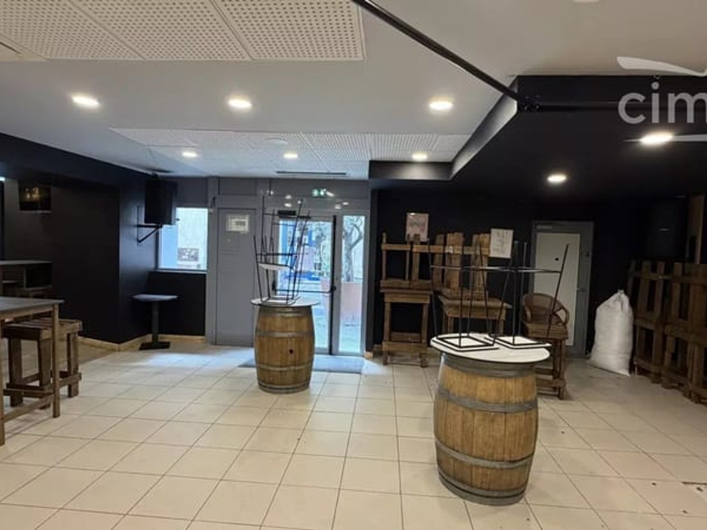 Magasin à vendre - 3 pièces - 248m2 - Limoux (11300)