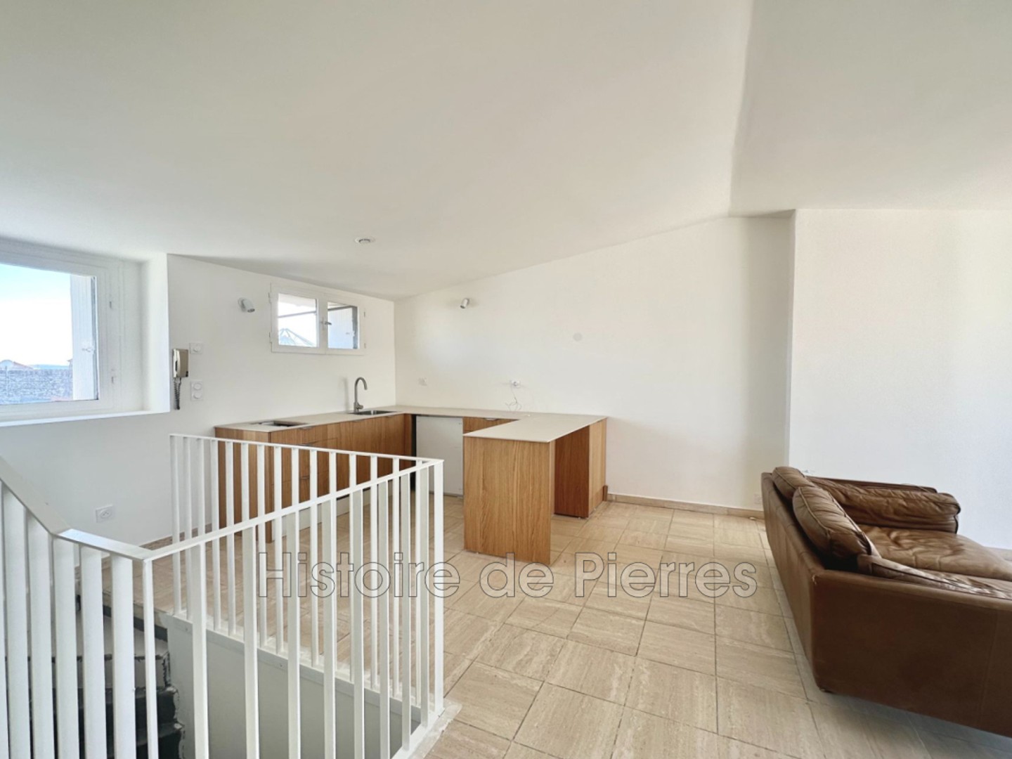 Appartement à vendre - 63m2 - Nîmes (30000)