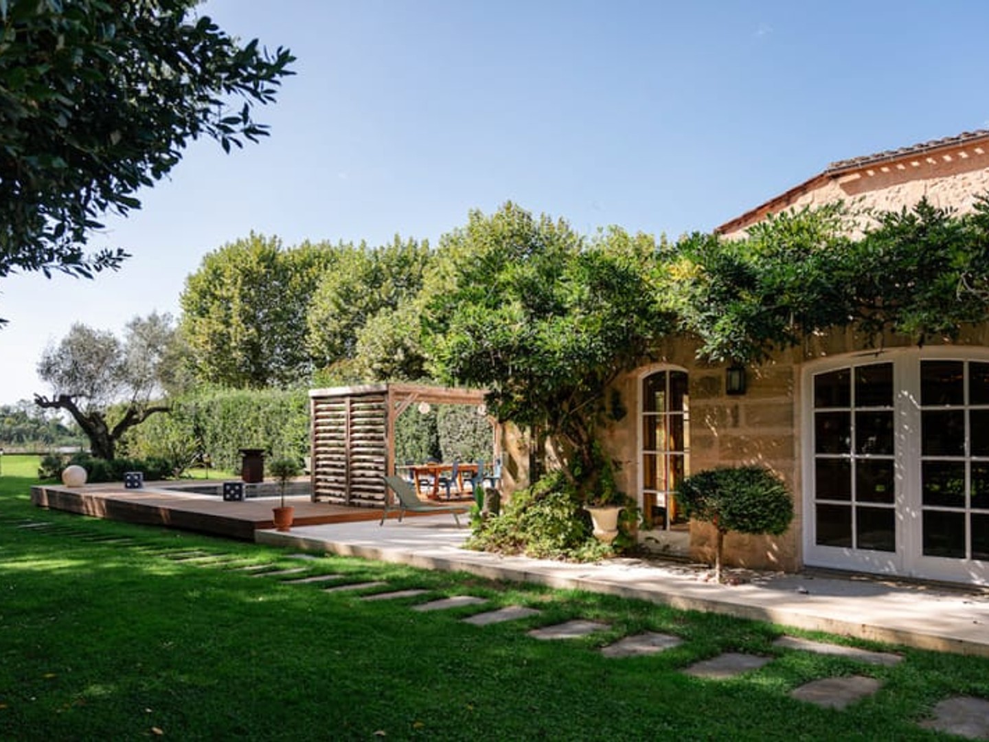 Maison à vendre - 11 pièces - 600m2 - Camblanes-Et-Meynac (33360)