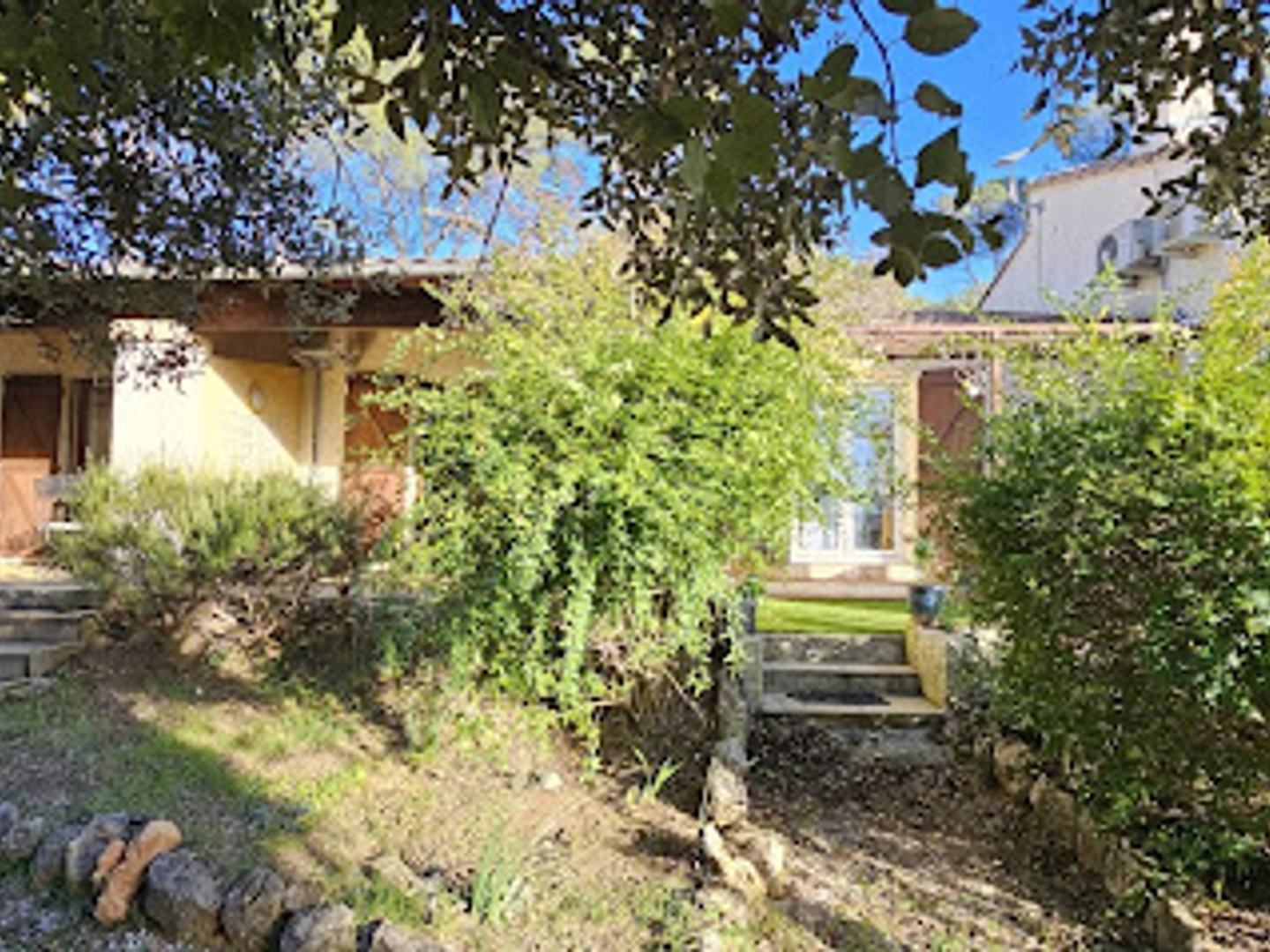 Maison à vendre - 7 pièces - 200m2 - Carcès (83570)