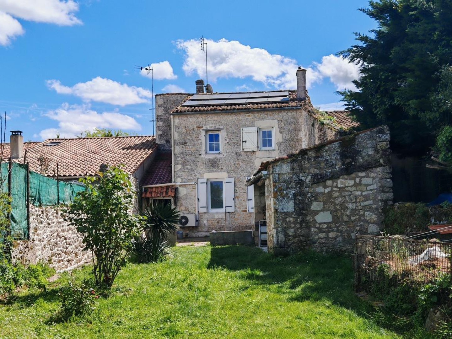 Maison à vendre - 4 pièces - 116m2 - Meursac (17120)