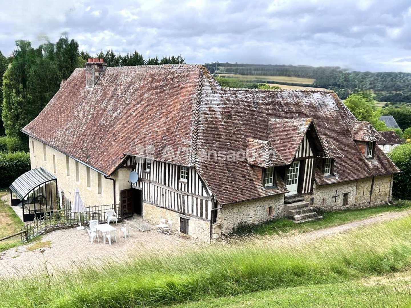 A vendre , Pont -l'Evêque ( 14130 ) , maison  418  m2 ,  24 ha