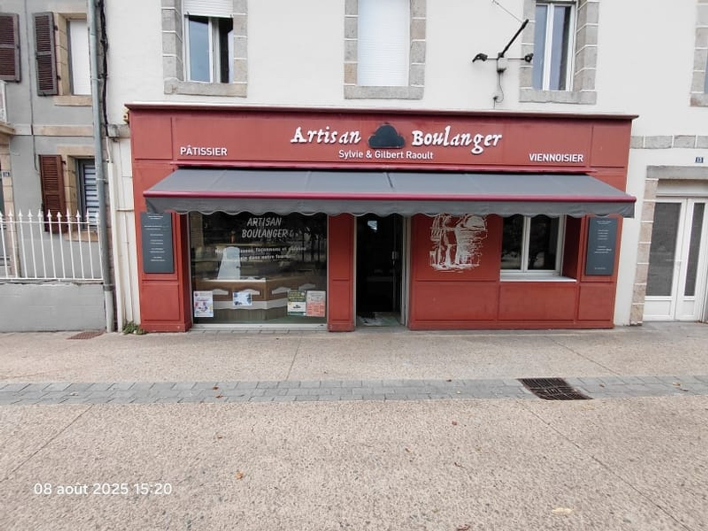 Magasin à vendre - 4 pièces - 90m2 - Plouaret (22420)