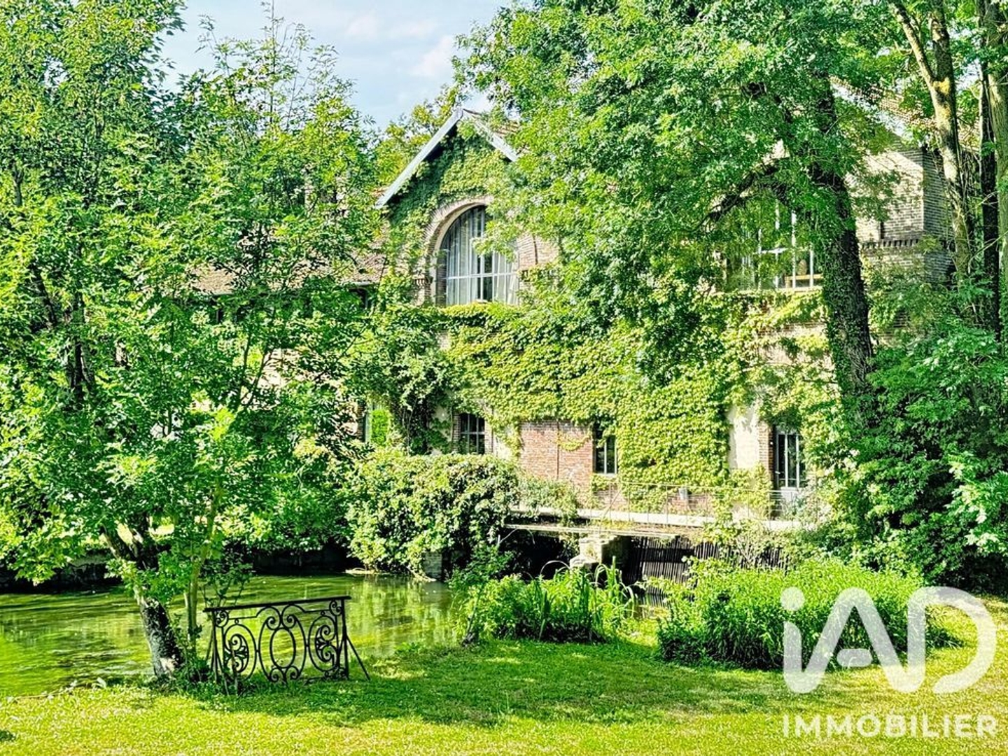 Maison à vendre - 10 pièces - 417m2 - Ézy-Sur-Eure (27530)
