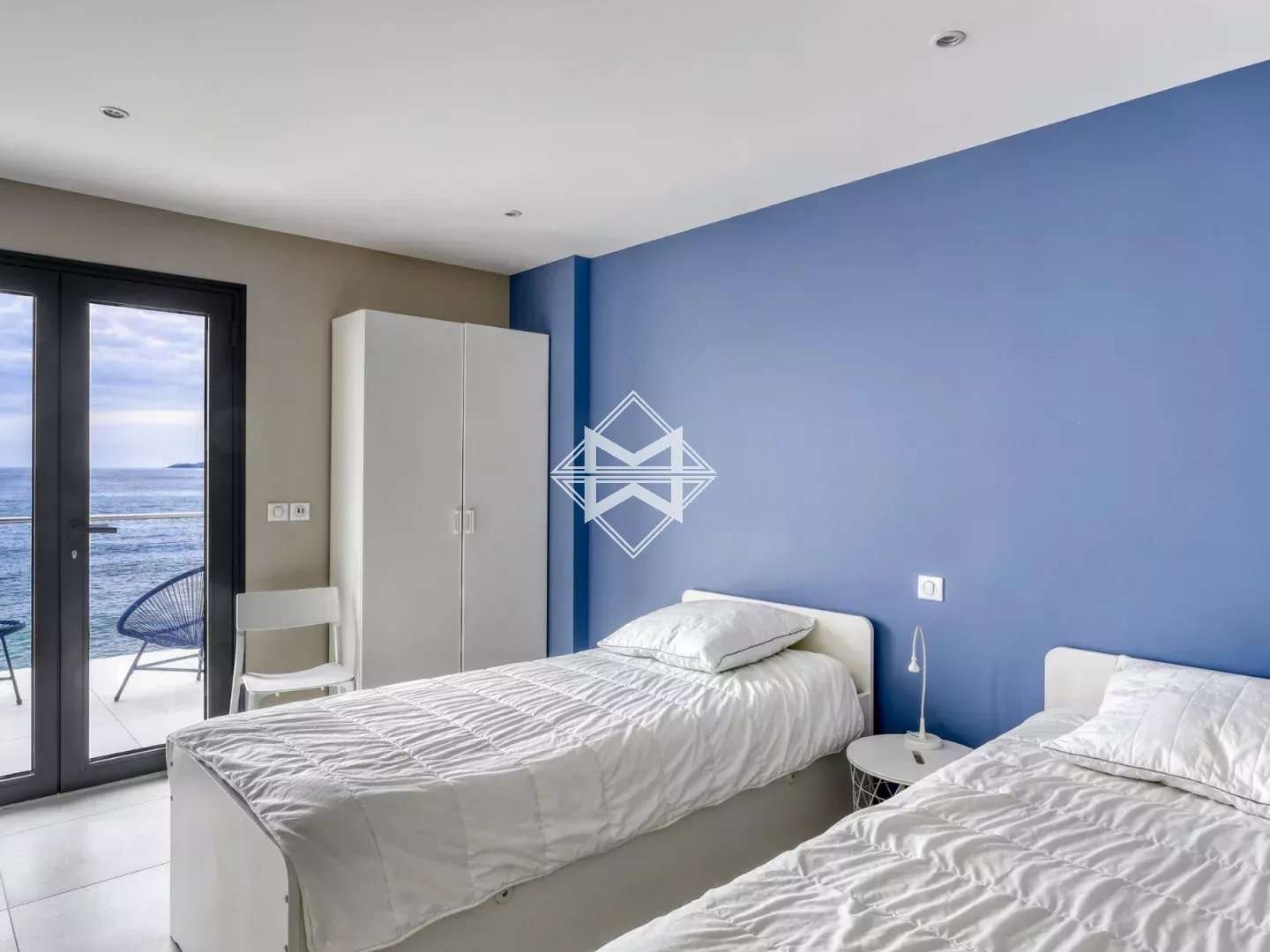 Maison à vendre - 7 pièces - 230m2 - Sainte-Maxime (83120)