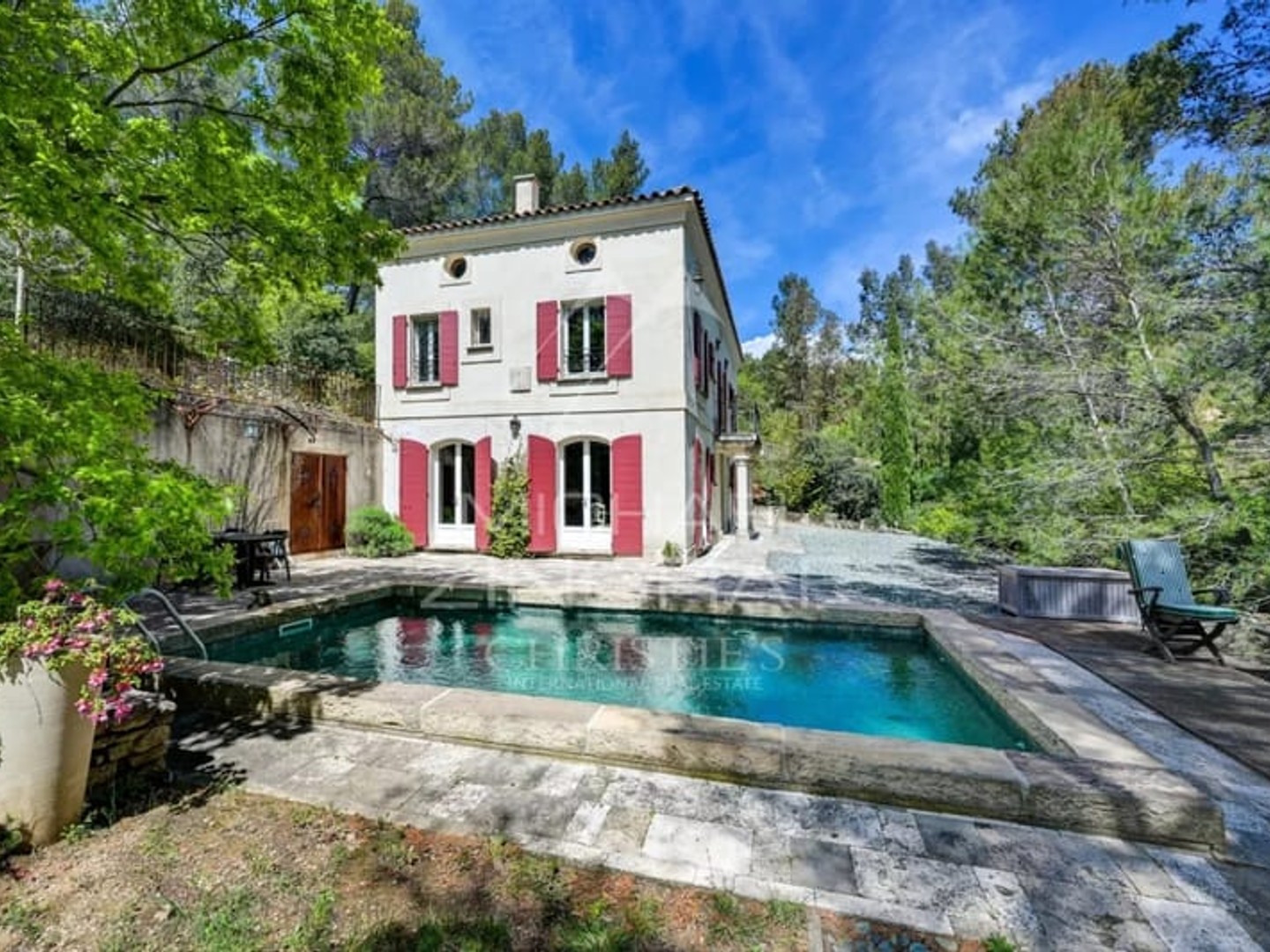 Maison à vendre - 7 pièces - 290m2 - Saint-Marc-Jaumeg... (13100)