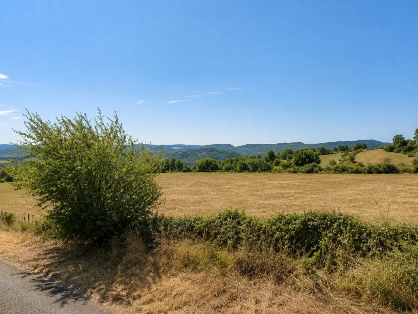Terrain à vendre - 516m2 - Montfuron (04110)