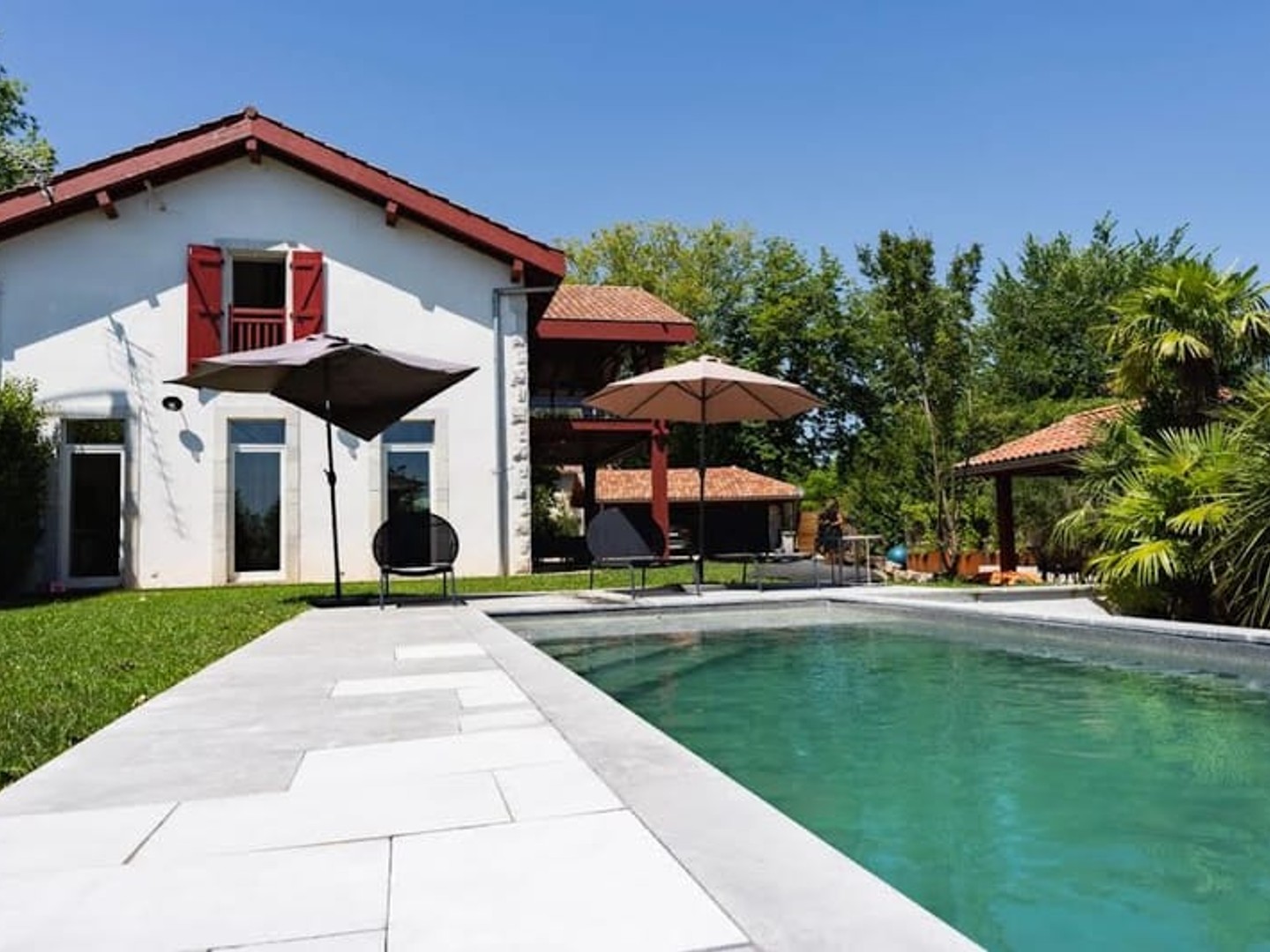Maison 6 pièces 250 m²