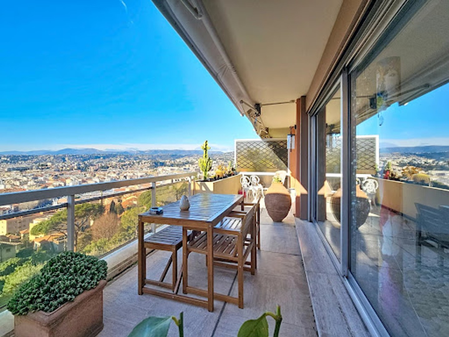 Appartement à vendre - 3 pièces - 84m2 - Nice (06300)