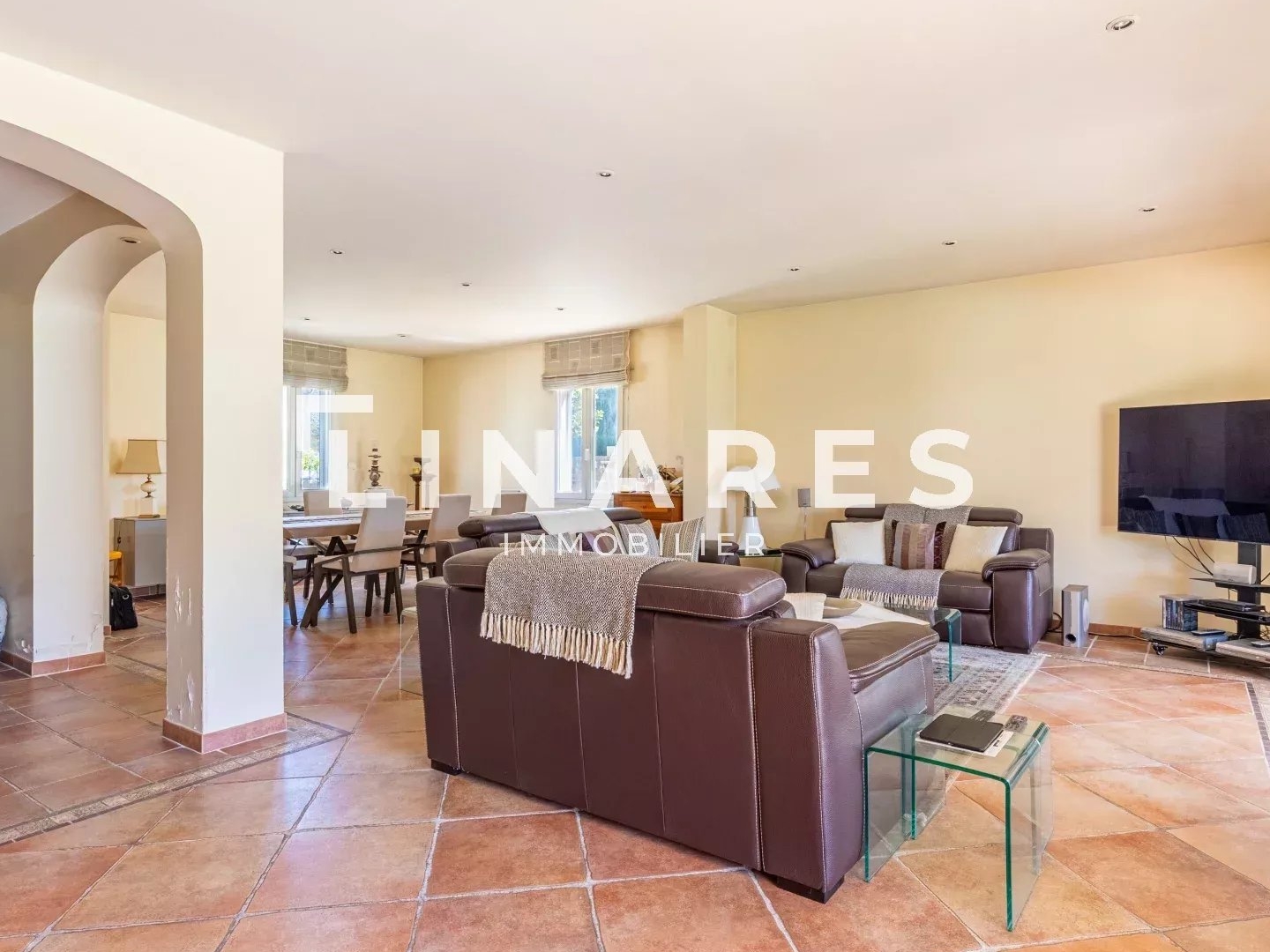 Maison à vendre - 7 pièces - 201m2 - Marseille 9e (13009)