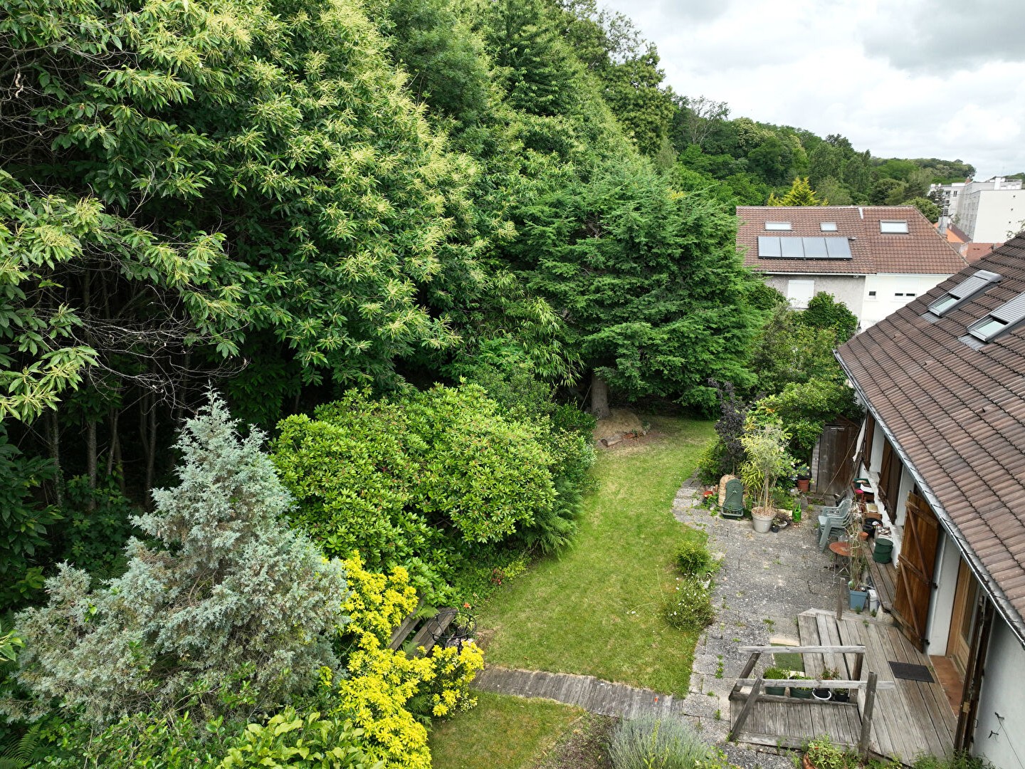 Maison à vendre - 7 pièces - 195m2 - Saint-Cyr-L'école (78210)