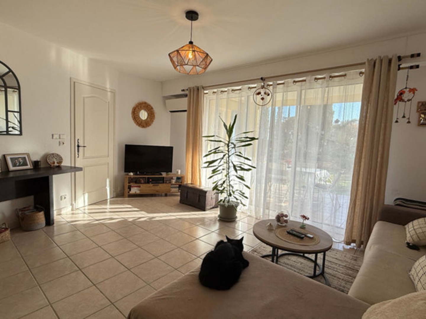 Appartement à vendre - 2 pièces - 44m2 - Roquebrune-Sur-Ar... (83520)