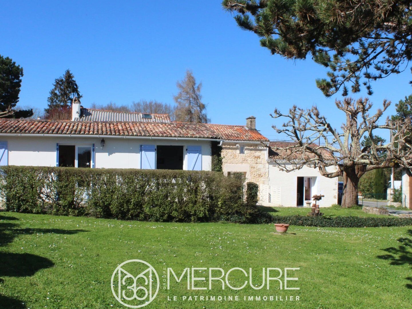 BEL ENSEMBLE IMMOBILIER A LA CAMPAGNE