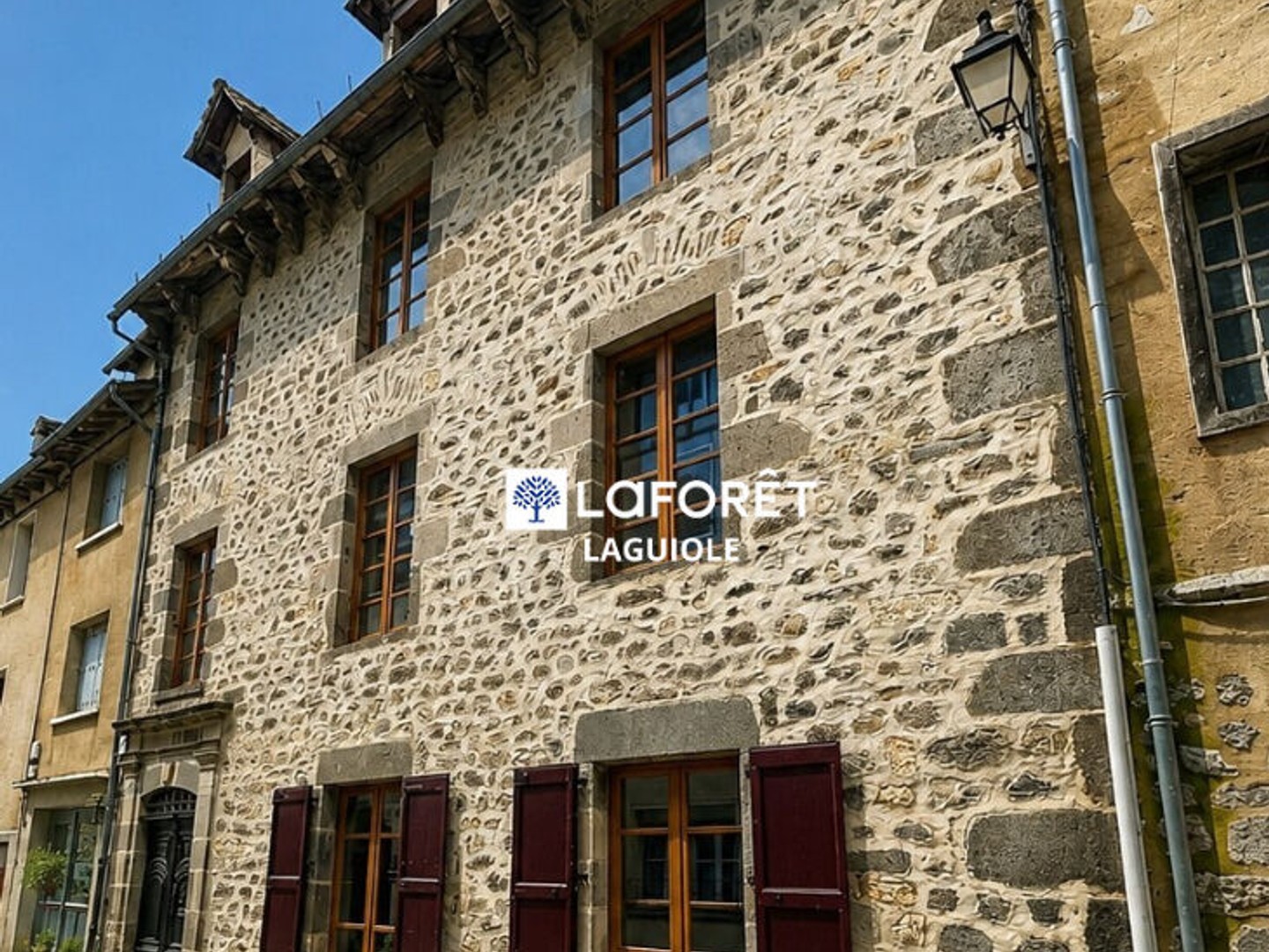 Maison à vendre - 8 pièces - 330m2 - Mur-De-Barrez (12600)