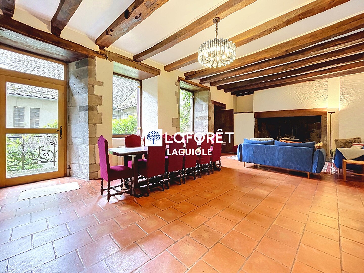 Maison à vendre - 8 pièces - 330m2 - Mur-De-Barrez (12600)