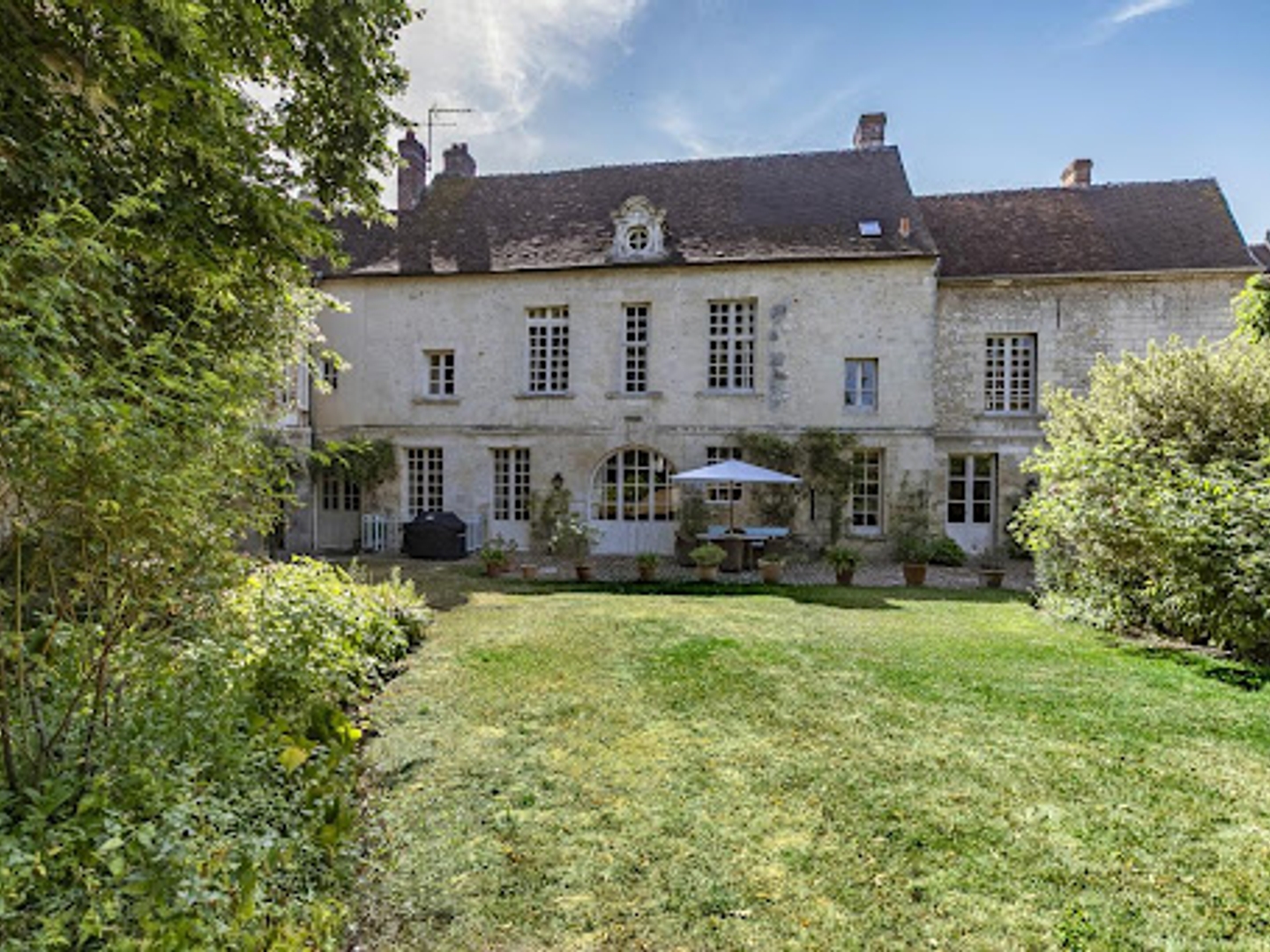 Maison 18 pièces 488 m²