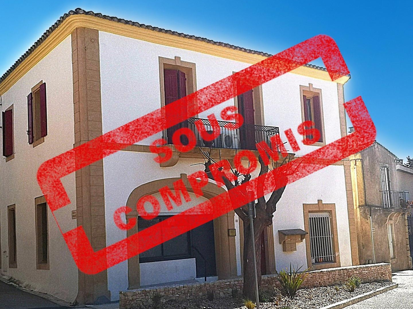 Immeuble 5 appartement et un local à Mus
