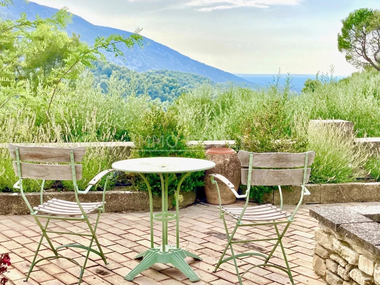 À vendre à Oppède le Vieux