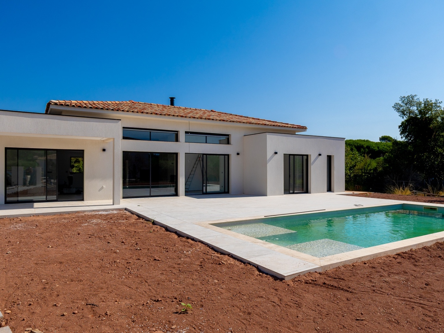 Maison à vendre - 7 pièces - 277m2 - Puget-Sur-Argens (83480)