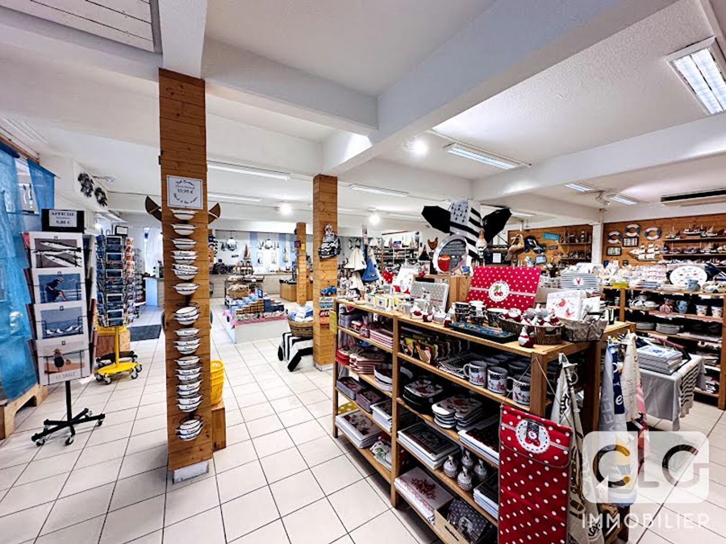 Immeuble à vendre - 335m2 - La Forêt-Fouesnant (29940)
