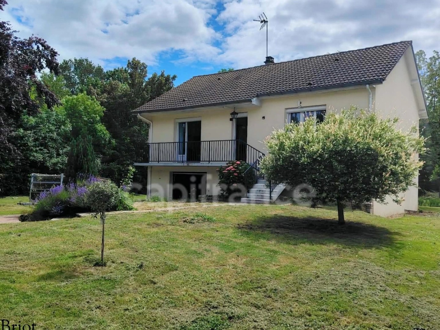 Maison à vendre - 3 pièces - 74m2 - Cuffy (18150)