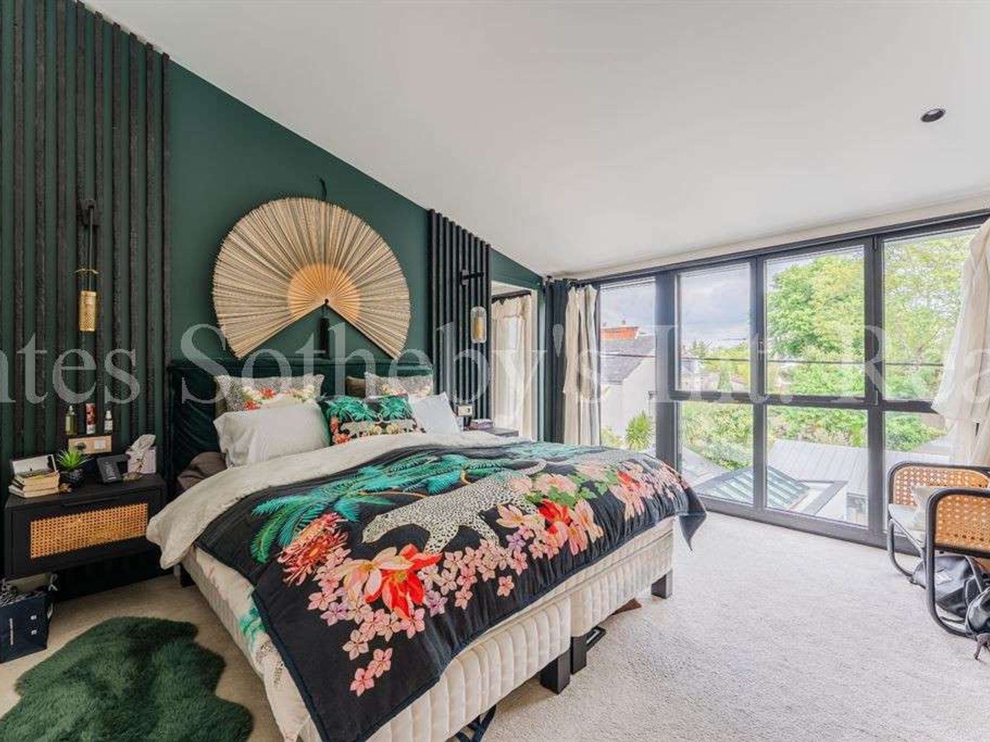 Maison 7 pièces 248 m²