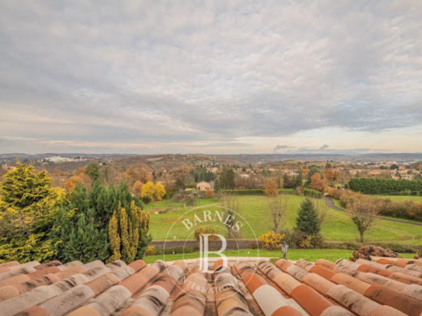Maison à vendre - 8 pièces - 237m2 - Vienne (38200)