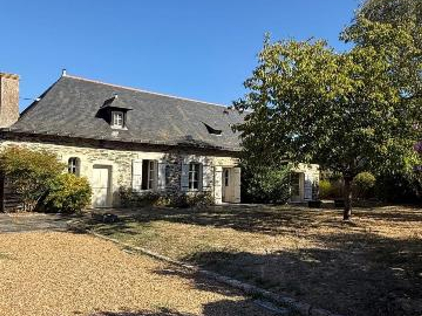 Maison 9 pièces 238 m²