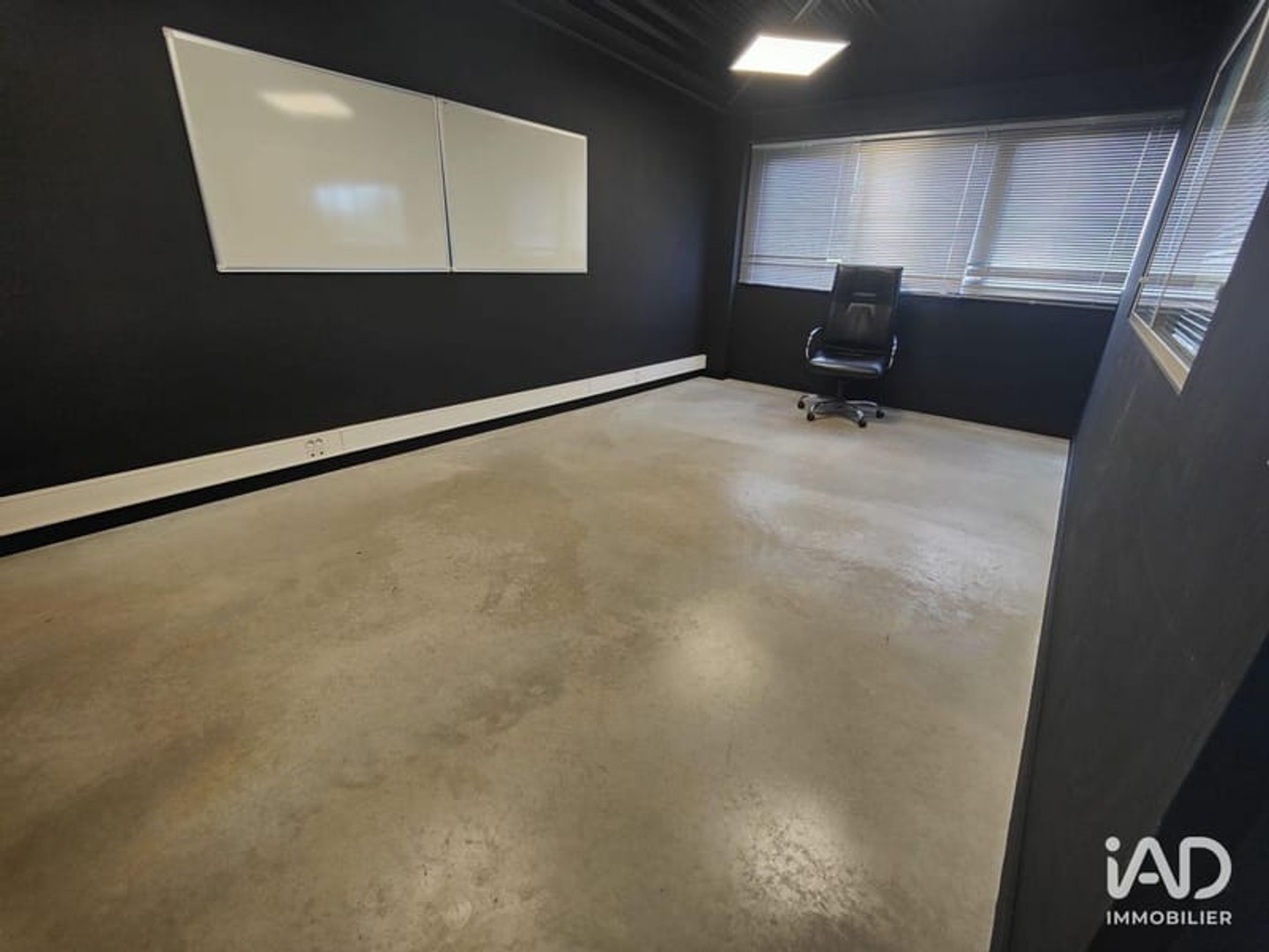 Immeuble à vendre - 1110m2 - Tours (37000)