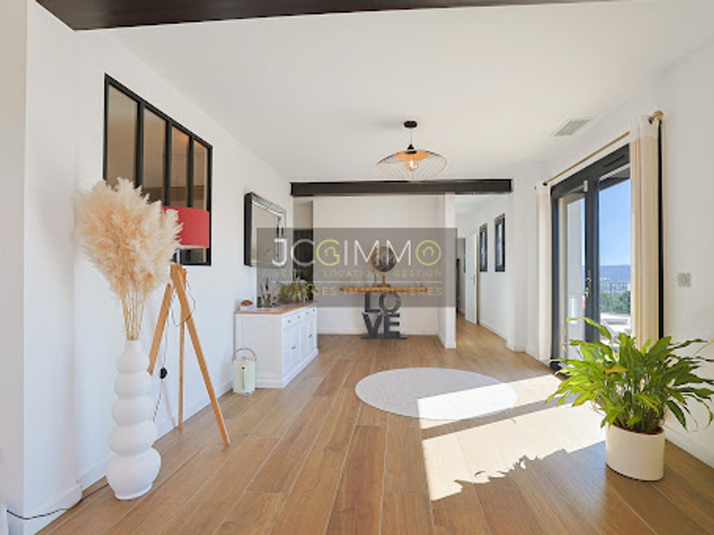 Maison à vendre - 8 pièces - 401m2 - Hyères (83400)